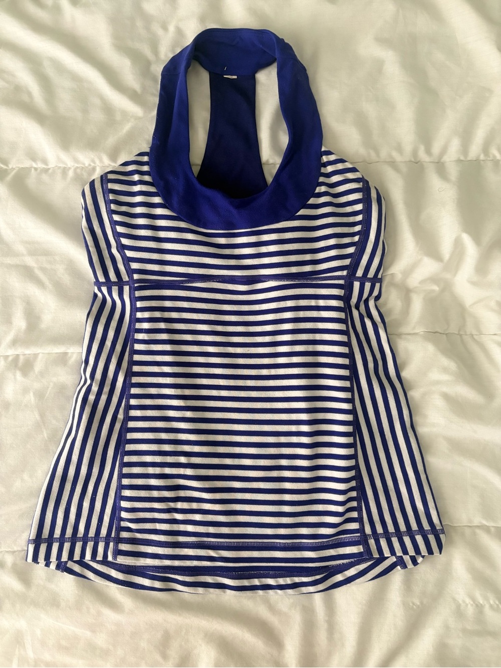 Lululemon workout top